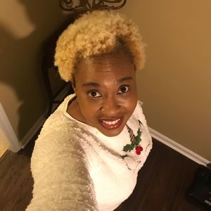 Meet your Posher, Latoya